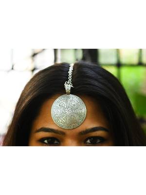 Silver maang-tikka 1