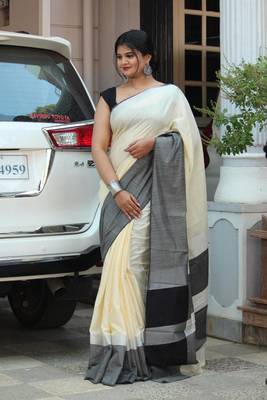 Off white plain linen saree with blouse 1