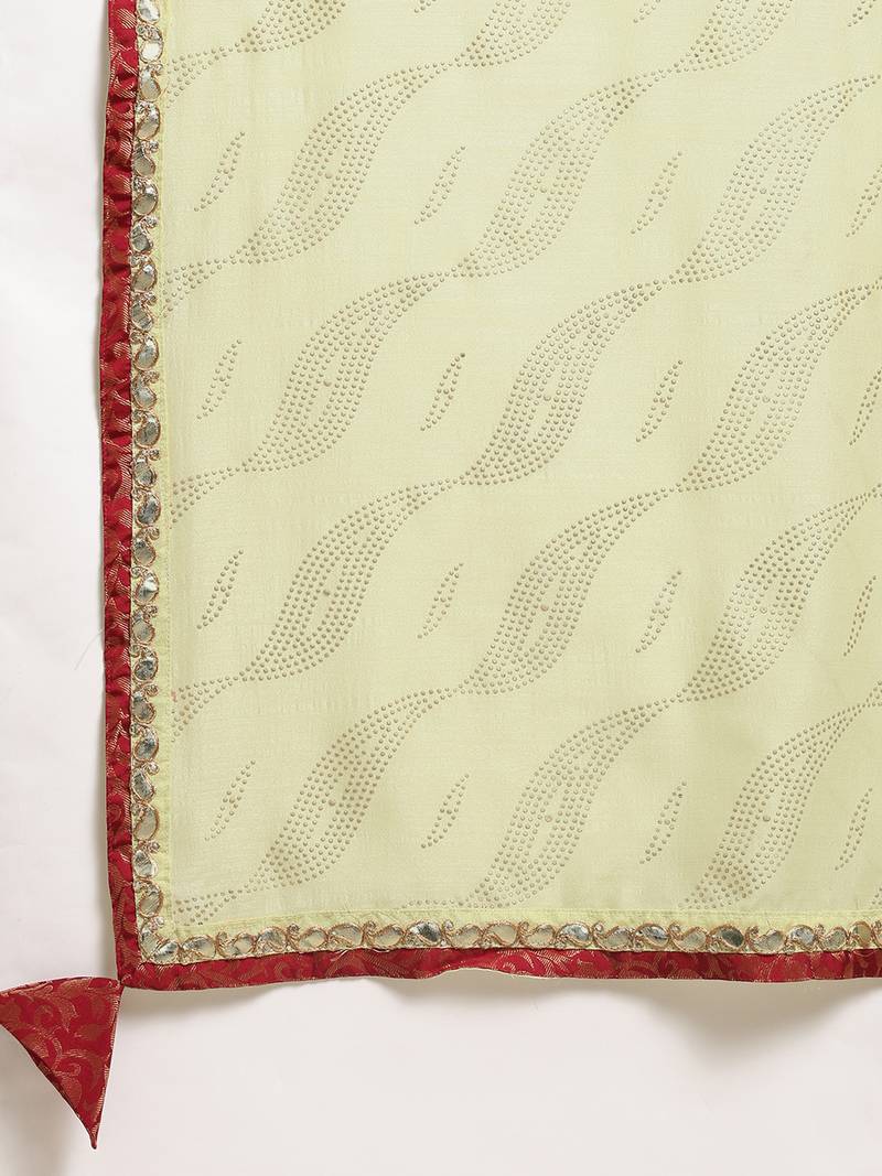 Green Georgette Foil Print Saree With Blouse