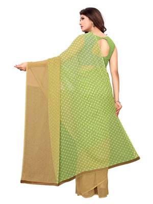 Green Printed Georgette Saree With Blouse 4