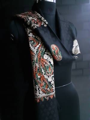 Black Ambi palla booti Stole 1