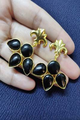 Gold stone Earrings 1