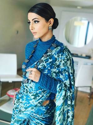 Multi Color Rangoli crepe Printed Saree 2