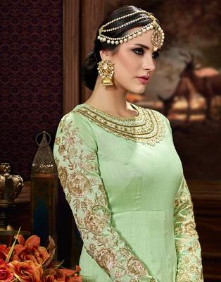 Green embroidered silk blend salwar 2