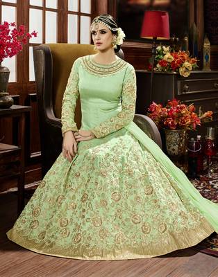 Green embroidered silk blend salwar 3