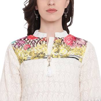 White printed cotton kurta with palazzo 5