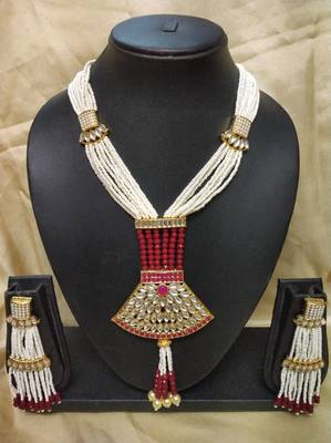 Marron Contemporary Gold Plated Designer Traditioanl Ethnic Pearl Beaded Necklace 2
