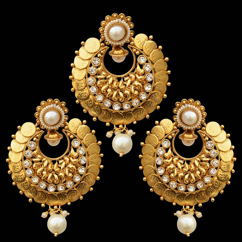 Traditional South Indian Bollywood Golden Coin Pearl Polki Pendant & Earrings Set