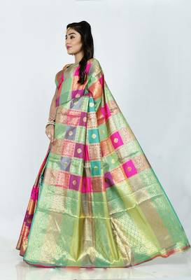 Pink hand woven banarasi silk saree with blouse 2