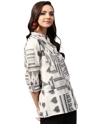Shree Women Off-White & Black Cotton Abstract Tunic 3