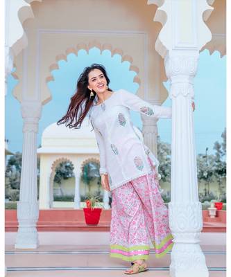 White Short Kurta Set With Hand Block Print 2
