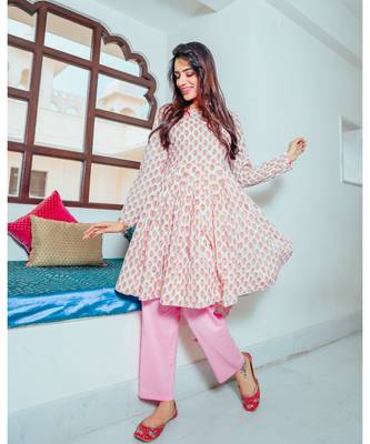 Exuberant Pink Flared Suit Set 3