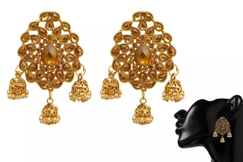 Gold earrings