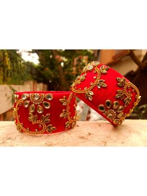 Red bangles-and-bracelets 1