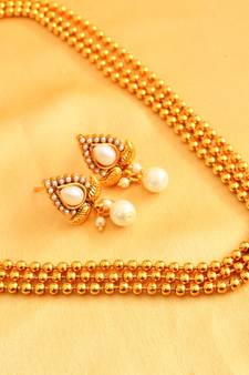 Beautiful 3 Layer Pearl Cluster Necklace Set   
