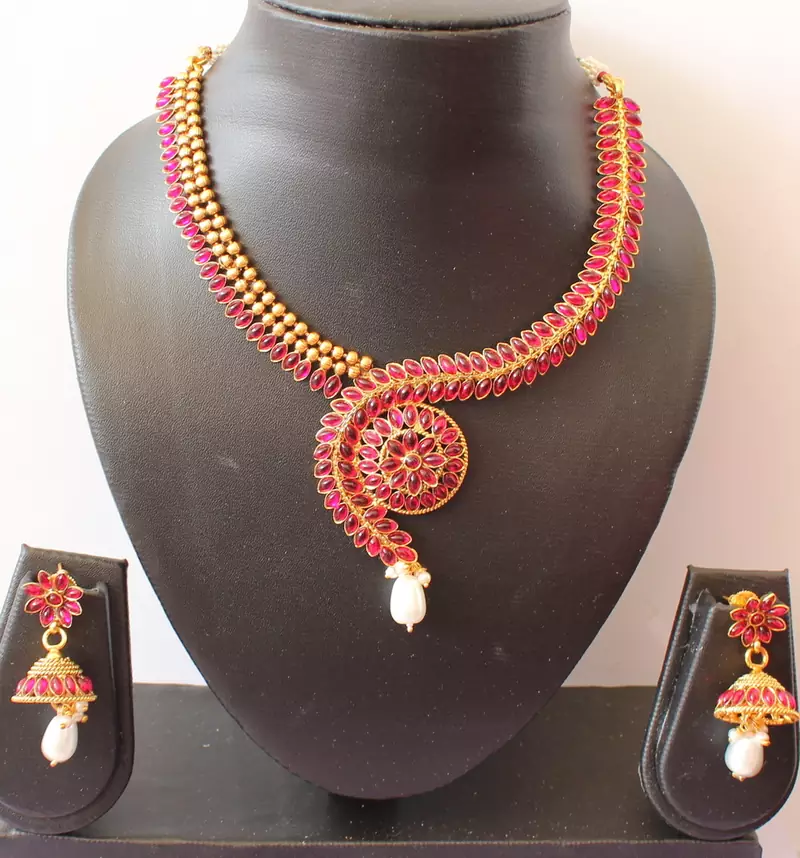 Lovely Antique Kemp Pink Designer Necklace Set - DJ17539