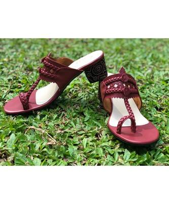 Maroon Kollhapuri 1