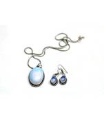 Oxidized casual fashion shade of violet and ivory pendent with chain