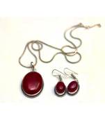 Oxidized casual fashion shade of maroon pendent with chain