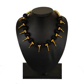 Black chokers 1