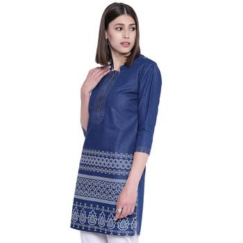 Blue printed cotton kurtas-and-kurtis 3