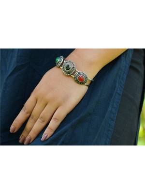 Silver bangles-and-bracelets 1