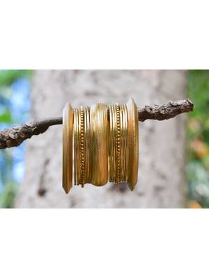 Gold bangles-and-bracelets 2