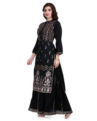 Black Embroidered Long Ethnic Kurtis 3