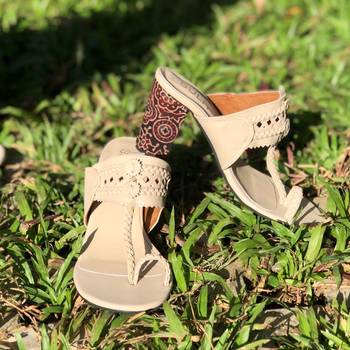 Beige Kolhapuri 3