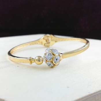 Saizen Bracelets For Women Gold Plated Crystal Bracelet Bangle Jewellery For Girls And Women 1