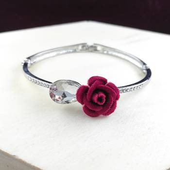 Saizen Bracelets For Women Silver Plated Crystal Bracelet Bangle Jewellery For Girls And Women 1