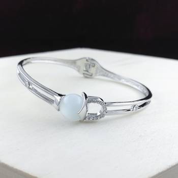 Saizen Bracelets For Women Silver Plated Crystal Bracelet Bangle Jewellery For Girls And Women 1