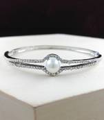 Saizen Bracelets For Women Silver Plated Crystal Bracelet Bangle Jewellery For Girls And Women