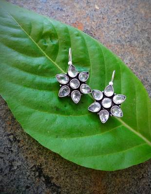Oxidised Metal Glass Kundan Earring 1