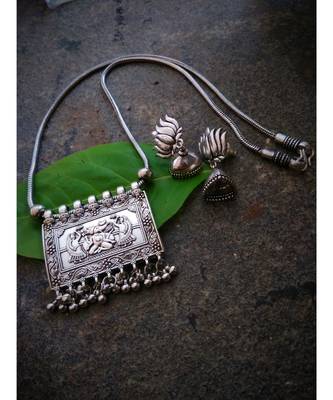 Oxidised Metal Silver Necklace 1
