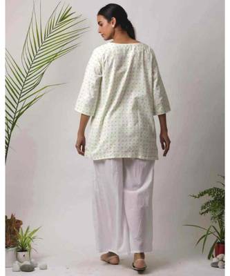 White printed Juan cottonTop 4