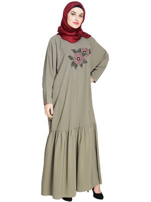 Modest Forever  Sea-green embroidered nida irani kaftan abaya 3