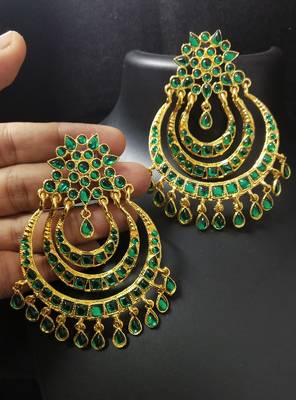 Charming Jewelry Designer Green Kundan Chandbali Earrings Set 1