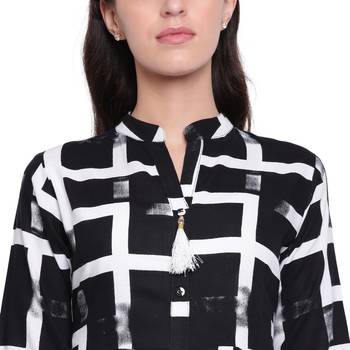 Black printed rayon kurtas-and-kurtis 5