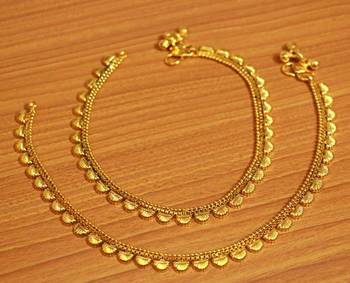 Gold anklets 1