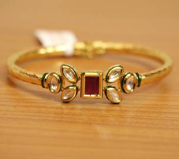 Red Ruby       Bracelets 1
