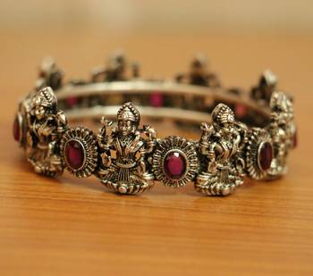 Red Ruby       Bangles-And-Bracelets 2