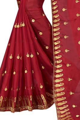 Red embroidered georgette saree with blouse 4