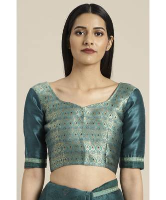 Green embroidered Georgette saree with blouse 3