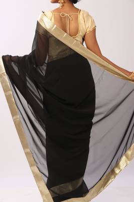 Black plain georgette saree with blouse 4