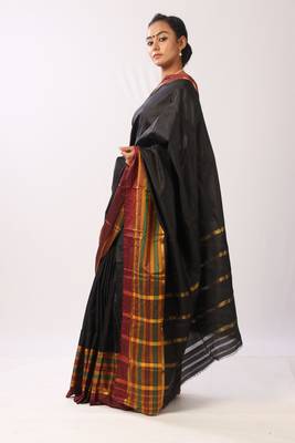 Black Woven Art Silk Saree With Blouse 2