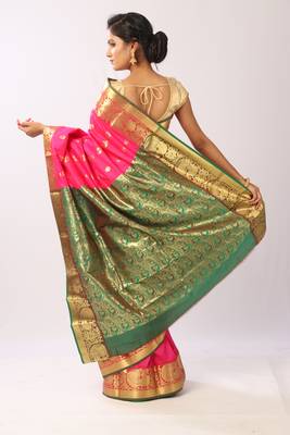 Pink hand woven silk blend saree with blouse 3