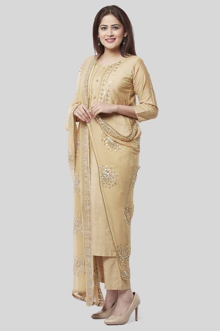 Mellow Gold Embroidered Kurti and Straight Pants with Mellow Gotta Patti Chiffon Dupatta