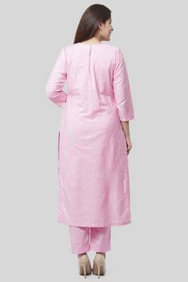Pearl Blush Embroidered Kurti with Straight Pant and Pearl Sequenced Net Dupatta 4