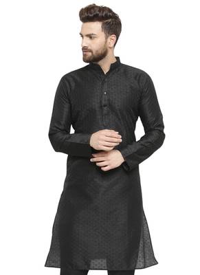 Black Plain Linen Men Kurtas 1